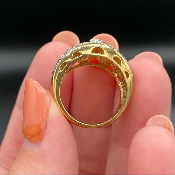 Vintage 90s Ornate Filigree Two-Tone Domed Cocktail Ring by Avon - Picture 7 of 17